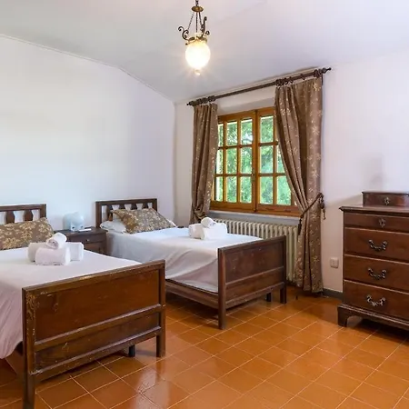 Villa Capinera, Entire House With Private Park *