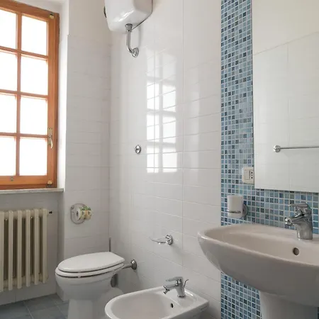 Capinera, Entire House With Private Park * Udine