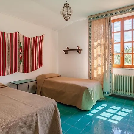 Capinera, Entire House With Private Park Udine